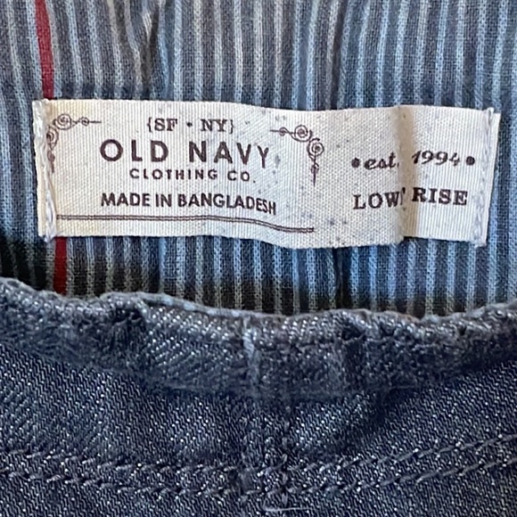 Old Navy, flare legs jeans. - Picture 10 of 10